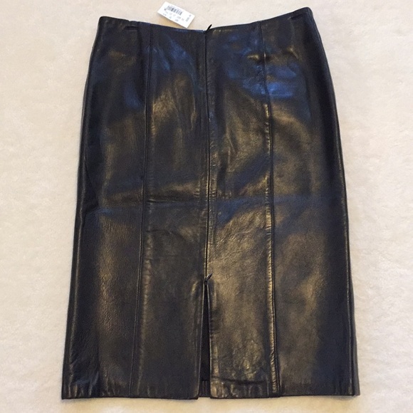 Black genuine leather skirt - Picture 2 of 8